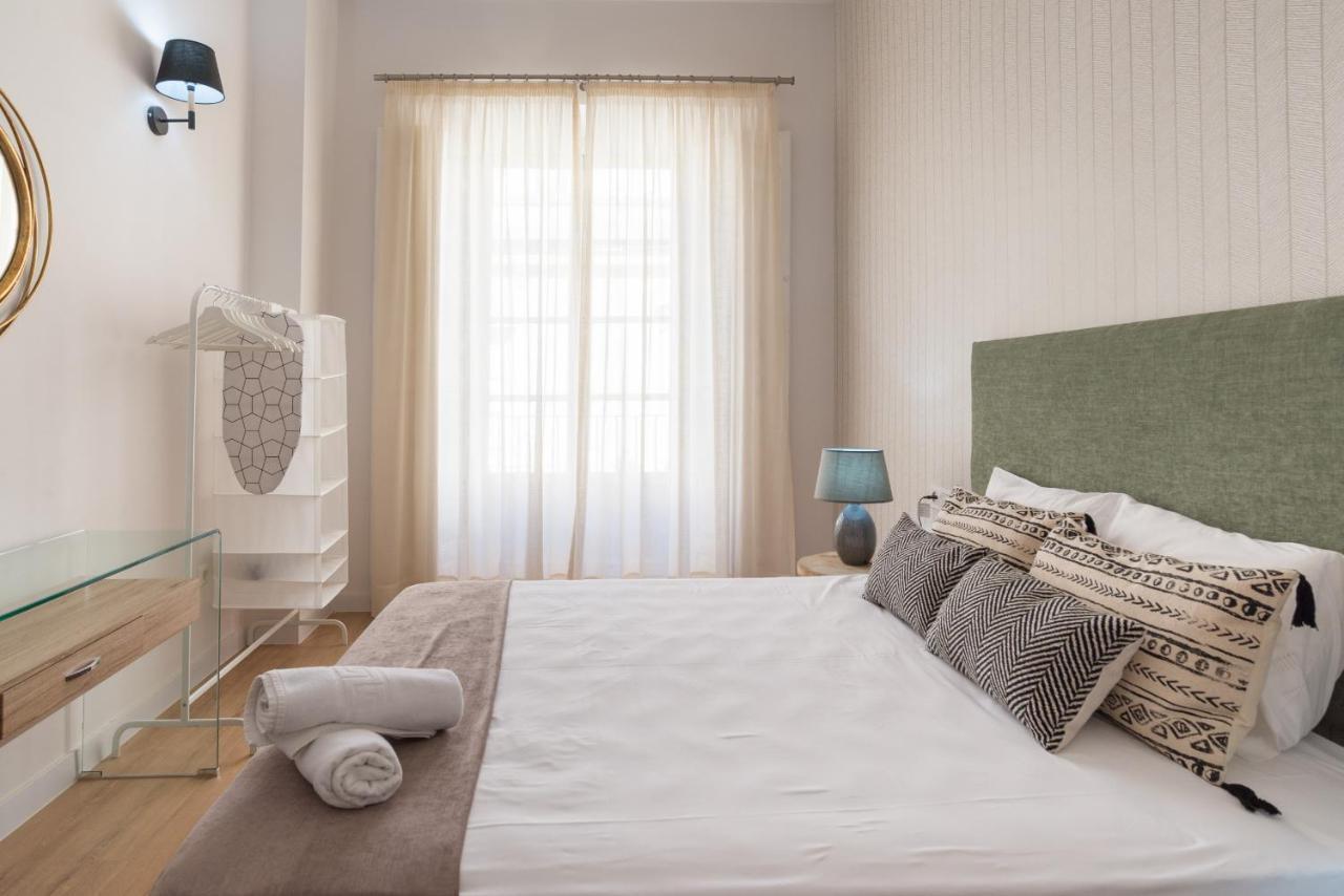 Apartment Urbe10 Plaza De La Merced 1 Bedroom